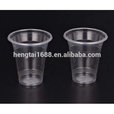 disposable plastic cup with lid